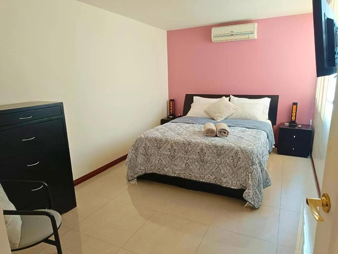 Condominio En Zona Privilegiada Caracas