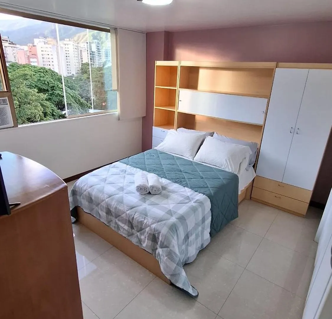 Condominio En Zona Privilegiada Caracas
